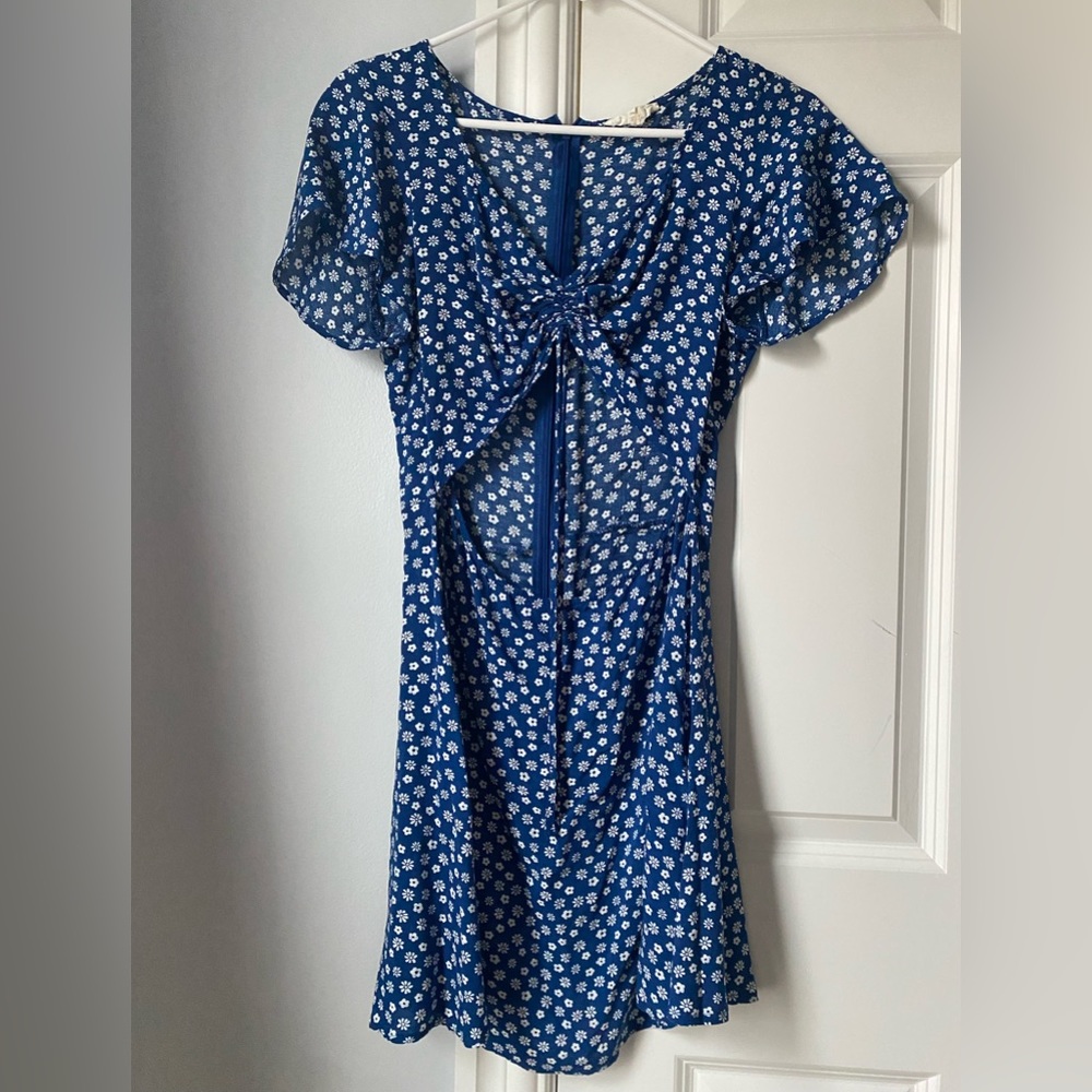 Pacsun Dress Blue and White floral pattern with cutout